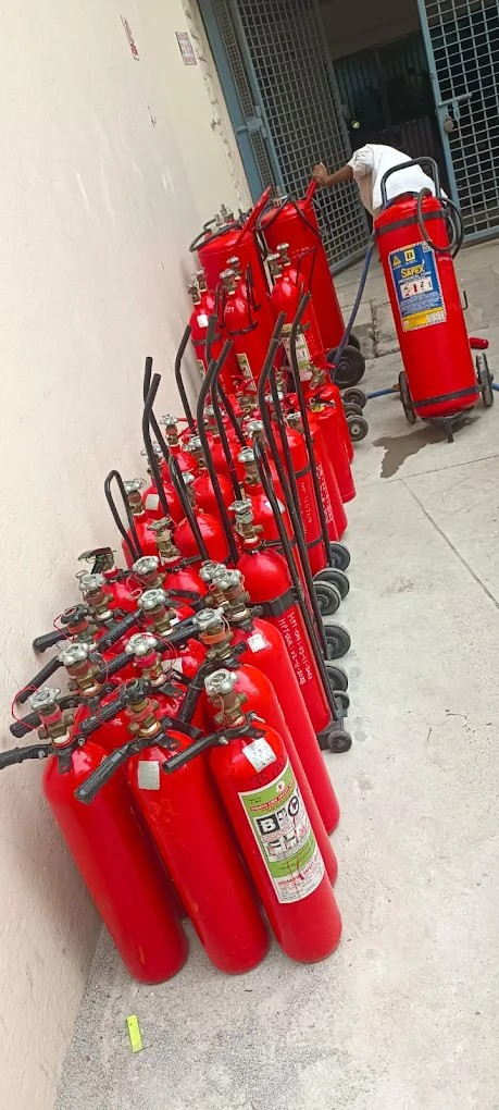 Quality equipment icon